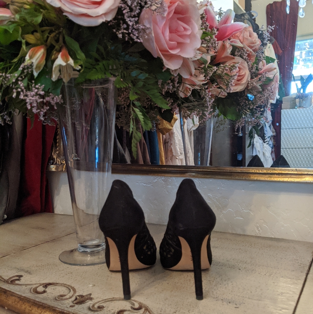 BCBG heels
